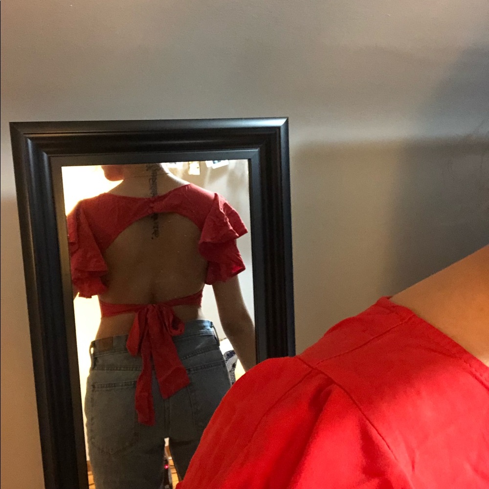 Backless top - Picture 3 of 3